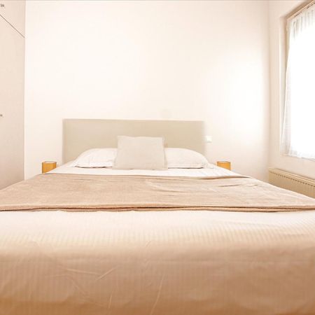 Appartement T2 De Luxe Face Au Jardin Public Bordeaux Esterno foto